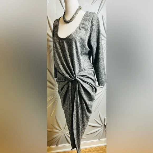 NWT The Vanity Room SZ L gray & white knot front dress, bust 36”-40” - Picture 5 of 10
